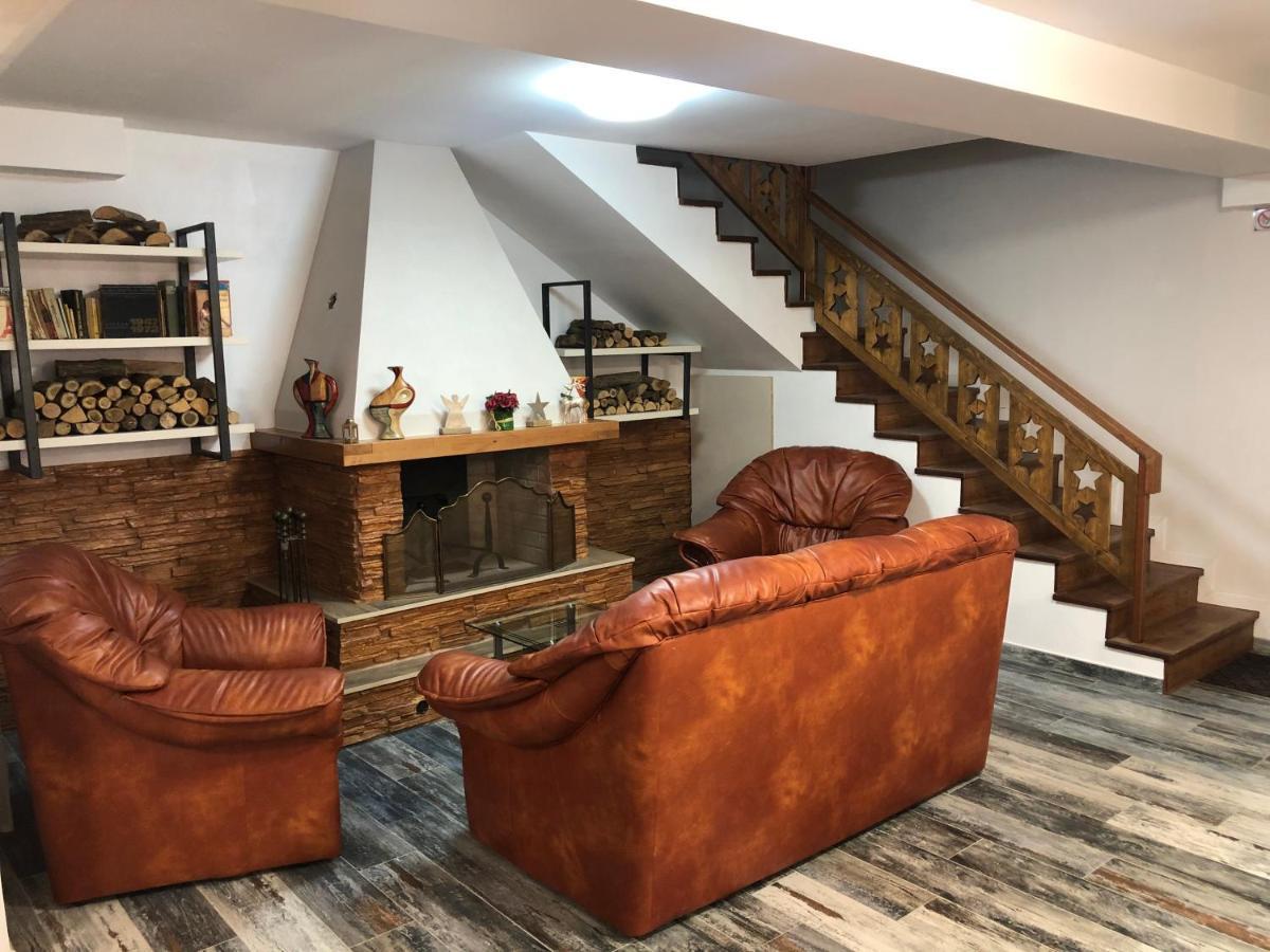 Vila Loft Cube Sinaia Eksteriør billede